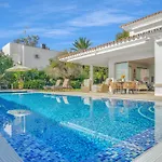 Villa Molly - Elegant Beachside By Finest *
